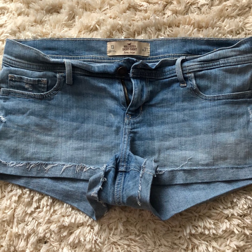 Hollister Short-Short low rise